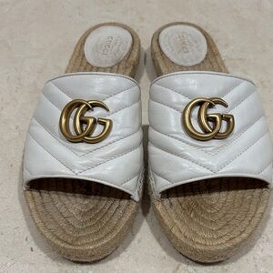 Gucci White and Gold Espadrille Slides